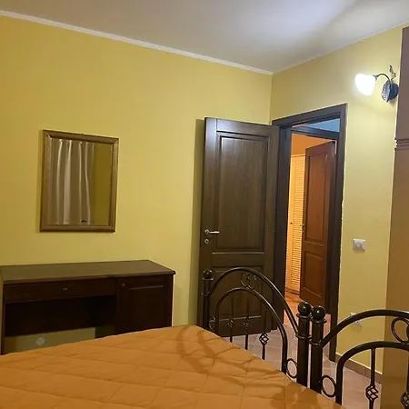 Via Ponza Apartmán *